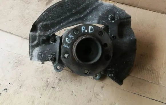 BMW 7 E65 E66 Front wheel hub