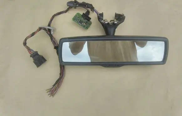 Volkswagen Golf V Rear view mirror (interior) 1K0857511 9050671