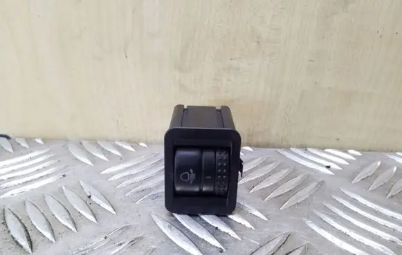 Skoda Octavia Mk1 (1U) Headlight level height control switch 1U0941333E