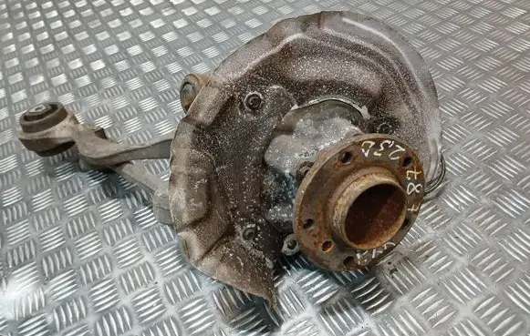BMW 1 E81 E87 Front wheel hub spindle knuckle