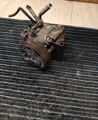 Peugeot 107 Air conditioning (A/C) compressor (pump) 883100H010 592072656