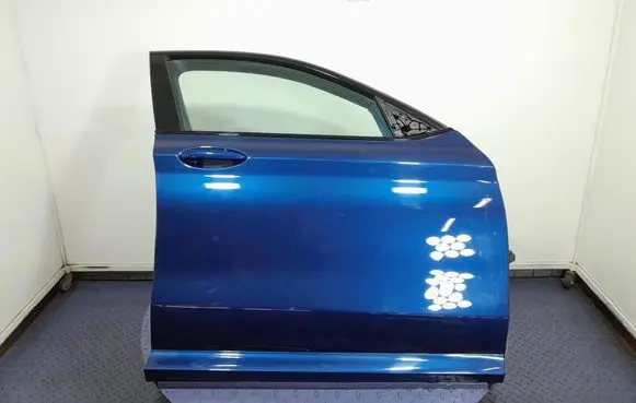 BMW X4 F26 Front door