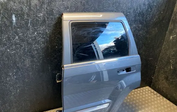 Jeep Grand Cherokee (WK) Rear door
