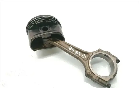 Opel Corsa E Piston with connecting rod 