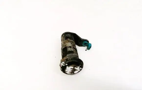 Iveco Daily 40.8 Front door lock (next to the handle) 14525