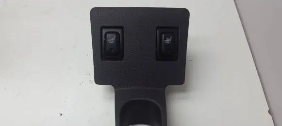 Suzuki Ignis Seat heating switch 7581486G0
