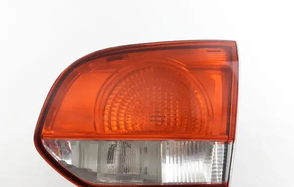 Volkswagen Golf VI Tailgate rear/tail lights