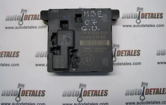 Mercedes-Benz E W211 Door control unit/module A2118704126