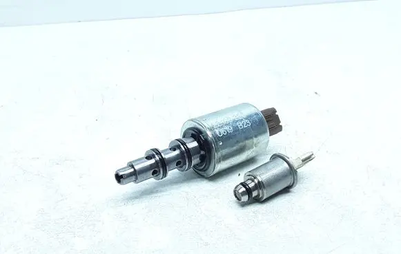 Volvo XC90 Torque split ecu control unit/module 22100220 U619B23