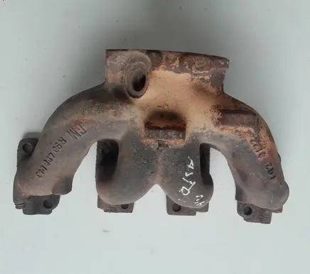 Opel Astra F Exhaust manifold R90400043