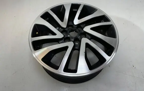 Nissan Navara D23 R18 alloy rim 
