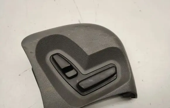 Mercedes-Benz CLS C219 Seat control switch A2198700210