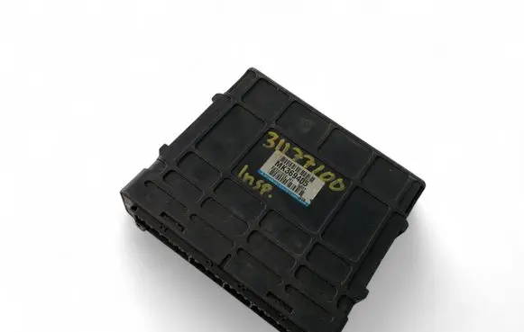 Mitsubishi Pajero Engine control unit/module ECU MK369405