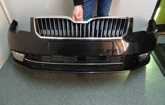 Skoda Superb B6 (3T) Front bumper