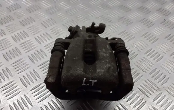 Opel Meriva A Rear brake caliper
