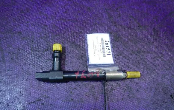 Mazda 626 Fuel injector