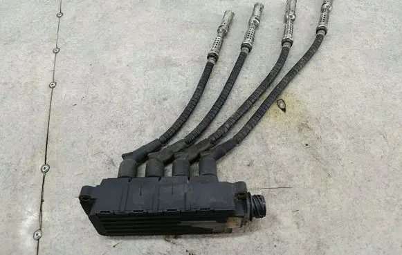 BMW 3 E46 High voltage ignition coil 