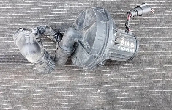 Volkswagen Golf VI Secondary air pump 06A959253E