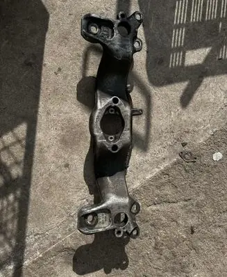 Audi A4 S4 B6 8E 8H Gearbox mount 8E0399