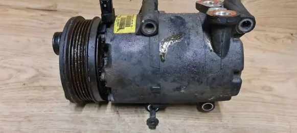 Volvo V50 Air conditioning (A/C) compressor (pump) 3M5H19D629PH