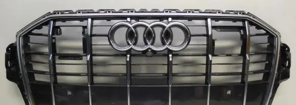 Audi Q7 4M Front bumper upper radiator grill 4M0853651A