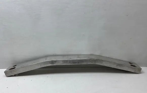 Toyota Highlander XU50 Rear bumper cross member 521710E080