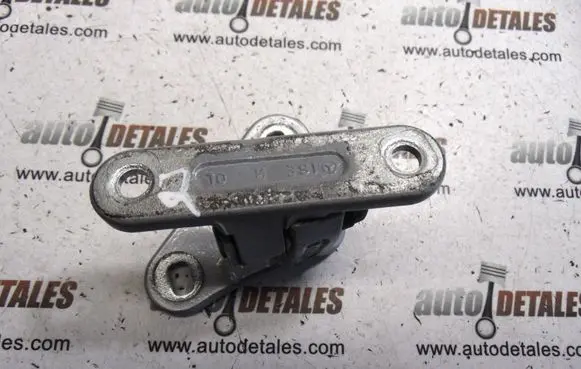 Mercedes-Benz E W211 Front door upper hinge