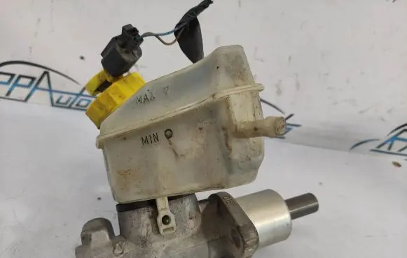 Ford Galaxy Master brake cylinder 7M2611303C 4698
