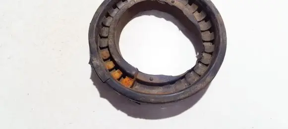 Renault Clio II Front coil spring rubber mount 7700419475