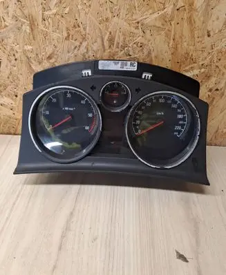 Opel Astra H Speedometer (instrument cluster) A2C53024902