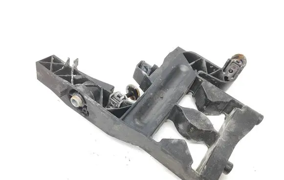 Audi A7 S7 4G Headlight/headlamp mounting bracket 4G8805607