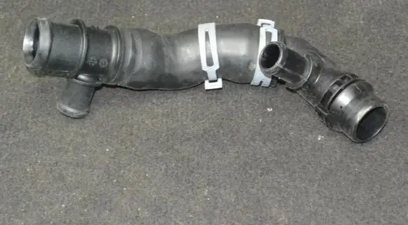 Audi Q5 SQ5 Engine coolant pipe/hose 8K0122055A