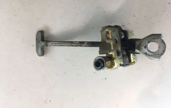 Renault Laguna II Front door check strap stopper