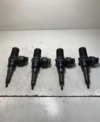 Volkswagen Sharan Fuel injectors set 038130073AK
