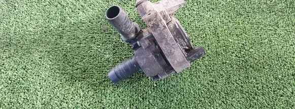Ford Explorer VI Electric auxiliary coolant/water pump L1M3-18D473-PAD