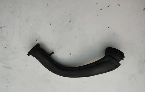 Intercooler hose/pipe