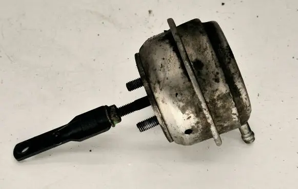 Volvo V70 Turbo system vacuum part 4348550098