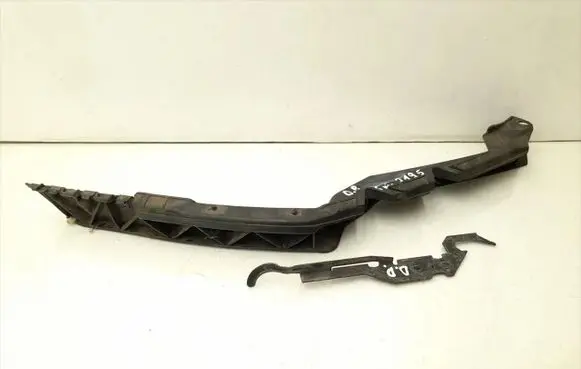 Skoda Octavia Mk2 (1Z) Front bumper mounting bracket 1Z0807184A