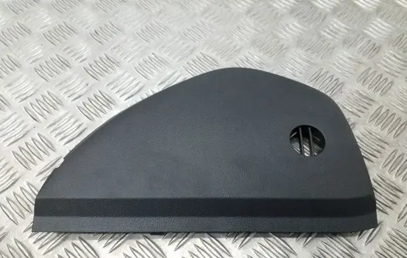 Skoda Octavia Mk2 (1Z) Dashboard side end trim 1Z0857504
