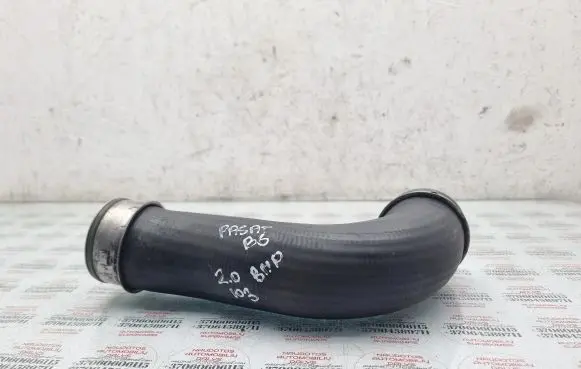 Volkswagen PASSAT B6 Intercooler hose/pipe 3C0145832D