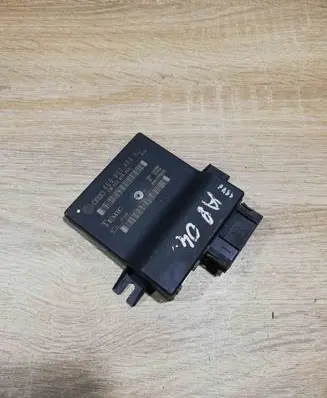 Audi A8 S8 D3 4E Gateway control module 4E0907468A