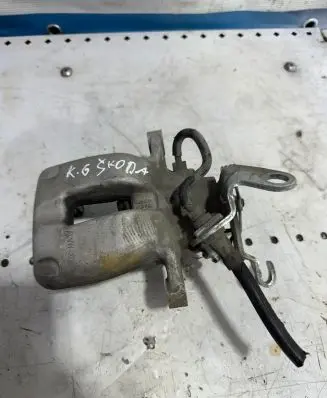 Skoda Octavia Mk2 (1Z) Rear brake caliper