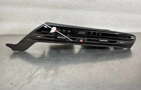 Dash center air vent grill