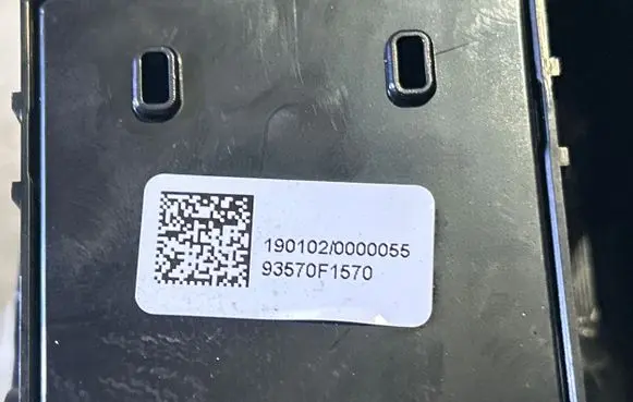 KIA Sportage Electric window control switch 93570F1570 1901020000055