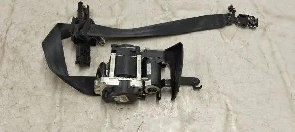 Volvo S90, V90 Front seatbelt 32131163