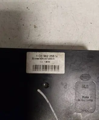 Volkswagen Golf IV Comfort/convenience module 1C0962258N 5ZA00795651