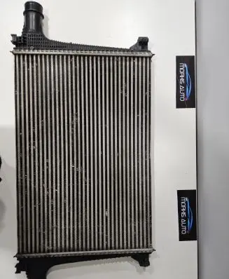 Audi Q7 4M Intercooler radiator 4M0145805C