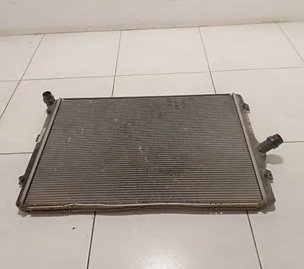 Volkswagen Caddy Coolant radiator 1K0121251DD