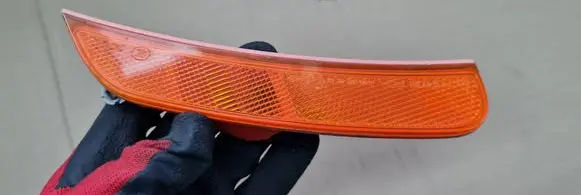 Chrysler Pacifica Front reflector 68229423AA 430410