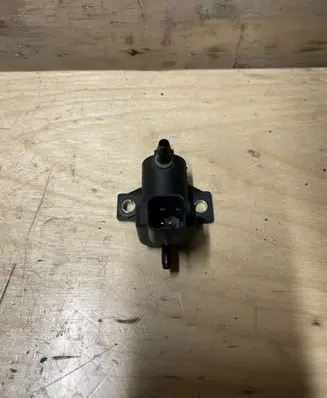 Ford Kuga II Turbo solenoid valve 9665558580